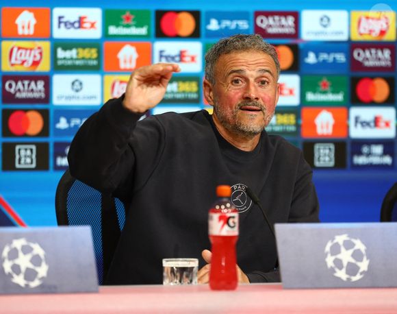 May 5, 2026, Munich, Bavière, Allemagne : L'entraîneur principal LUIS ENRIQUE du Paris Saint-Germain lors de la conférence de presse un jour avant le match de la demi-finale 2 de l'UEFA Champions League 2025/26 contre le Bayern Munich à l'Allianz Arena à Munich, Allemagne. (Credit Image : © Mickael Chavet/ZUMA Press Wire / Bestimage)