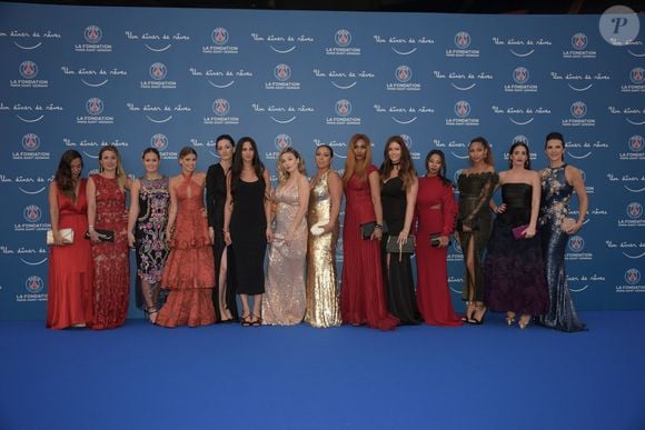 Dans un entretien accordé à Le Media Carré, la maman de leurs trois enfants, s'est livrée sur ce qui a vraiment changé pour eux.

Exclusif - Guest, Jorgelina Cardoso, Jocelyn Burgardt, Carol Cabrino, guest, Marion Areola, guest, Isabele Silva, Lena Stiffel, Deborah Panzokou, Marlene Wilkerson, Chiara Picone et Francisca Motta - 5ème dîner de gala de la fondation Paris Saint-Germain au parc des Princes à Paris, France, le 15 mai 2018. Le gala de la fondation PSG  a permis de récolter 1 645 000 €. Cette somme permettra à la fondation de poursuivre ses missions sociales et éducatives. Pour cette édition du Gala 2018, "Un dîner de rêves" a été conçu et imaginé par les enfants et jeunes adultes bénéficiaires de la Fondation, avec le Chef J.Imbert. A.Lagardère a dépensé plus de 600 000 €, il a notamment acquis un maillot de Neymar pour 240 000 €, le coup d’envoi d’un match et des places pour 30 personnes. © Rachid Bellak/Bestimage