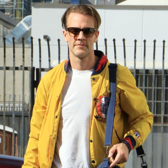 La star de Dawson's Creek, James Van Der Beek, et sa partenaire E.Slater, se rendent au studio de danse pour l'émission DWTS (Dancing with the stars) à Los Angeles, le 8 novembre 2019. ©Backgrid USA / Bestimage