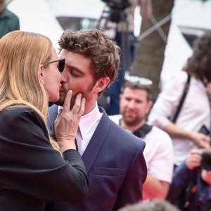 18 mai 2026, Cannes, France : Virginie Efira et Niels Schneider assistent au tapis rouge de ''L'Inconnue'' au 79ème Festival de Cannes. Photo par Marco Barada