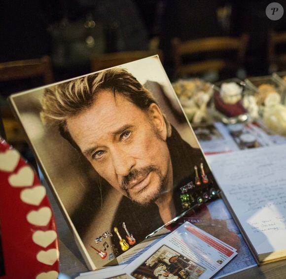 Messe en hommage à Johnny Hallyday à l'église de la Madeleine. Cette messe commémore le premier anniversaire de la mort du chanteur. Paris, le 9 décembre 2018.
© Cyril Moreau/Pierre Perusseau/Bestimage