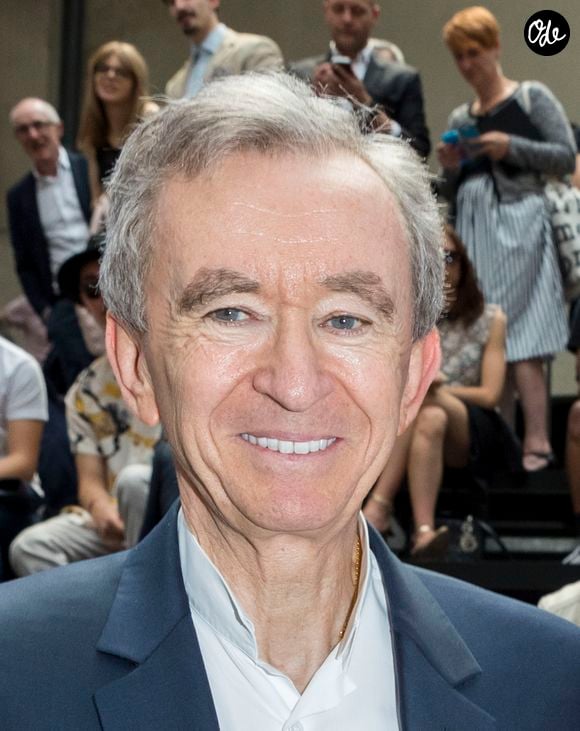 Cette distinction, décernée par Atout France, récompense notamment son emplacement, son architecture, son service et son rayonnement international. 

Bernard Arnault - People au défilé Dior Prêt-à-Porter Homme Printemps-Eté 2017 au Tennis Club de Paris. © Olivier Borde/Bestimage