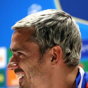 Une implication qui lui a déjà offert de belles émotions, notamment en 2022 avec Txope, sa pouliche qui a remporté les 1 000 Guinées allemandes à Düsseldorf.

Antoine Griezmann, de l'Atlético de Madrid, lors d'une conférence de presse à l'Emirates Stadium, à Londres lundi 4 mai 2026.