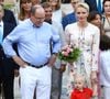 L'occasion pour le souverain monégasque de revenir sur l'importance de cet événement incontournable, profondément ancré dans l'histoire du Rocher, mais aussi d'évoquer sa vie de famille et ses passions sportives.

Le prince Albert II de Monaco, la princesse Charlene de Monaco et leur fils le prince Jacques durant le traditionnel pique-nique des Monégasques dans les jardins du Parc princesse Antoinette à Monaco le 10 septembre 2016. Durant cet évenement, 2 arbres ont été plantés et bénis pour les deux jumeaux princiers Gabriella et Jacques. © Olivier Huitel /Pool restreint Monaco / Bestimage