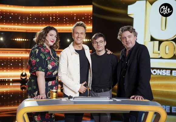 Alex Vizorek, Charlotte Gaccio, Émilien (Les 12 Coups de midi), Cyril Féraud lors de l'enregistrement de l'émission "100% Logique", présentée par Cyril Féraud et diffusée le 24 octobre sur France 2, à Paris, France, le 23 février 2026. © Anne-Sophie Guebey/Bestimage