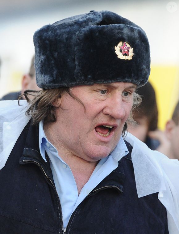 Gerard Depardieu rencontre les commercants de son quartier a Saransk le 23 fevrier 2013.
ITAR TASS / BESTIMAGE