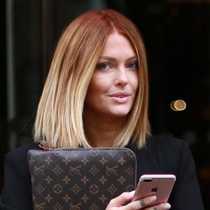 Caroline Receveur à l'hôtel Royal Monceau à Paris pendant la fashion week, le 25 septembre 2019.

© Agence / Bestimage