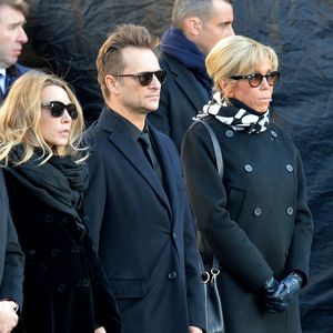Le président Emmanuel Macron, sa femme Brigitte avec Laura Smet et David Hallyday - Arrivées des personnalités en l'église de La Madeleine pour les obsèques de Johnny Hallyday à Paris le 8 decembre 2017.
© Veeren/Bestimage