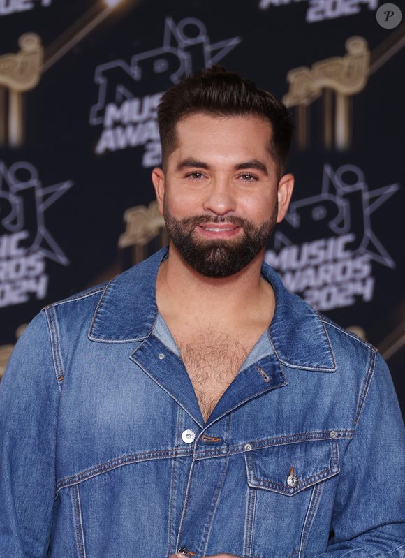 Kendji Girac au photocall de la 26ème édition des NRJ Music Awards au palais des festivals de Cannes, le 1er novembre 2024. 

Photo : Guignebourg-Bebert / Bestimage