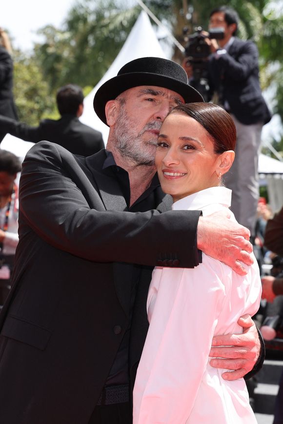 Eric Cantona et sa femme Rachida Brakni - Montée des marches du film " Soudain " lors du 79ème Festival International du Film de Cannes, le 15 mai 2026. © Jacovides-Moreau / Bestimage