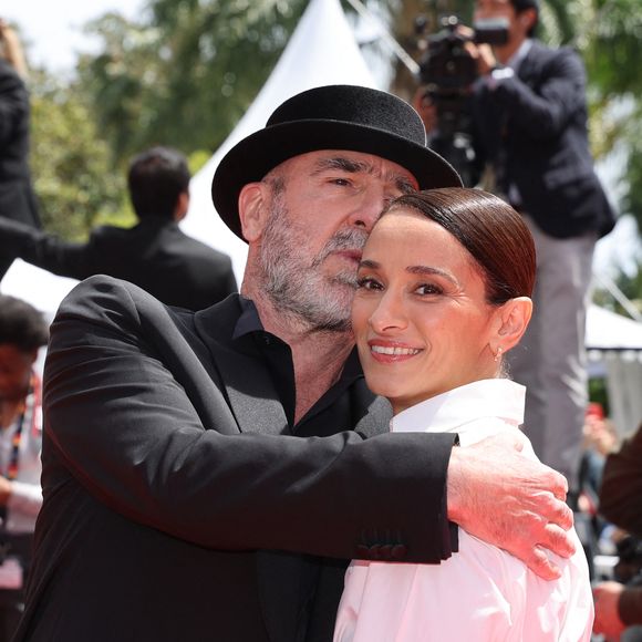 Eric Cantona et sa femme Rachida Brakni - Montée des marches du film " Soudain " lors du 79ème Festival International du Film de Cannes, le 15 mai 2026. © Jacovides-Moreau / Bestimage