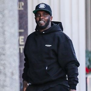 P. Diddy (Sean Combs) et sa compagne Yung vont voir un film au cinéma à Miami, le 18 novembre 2022. Backgrid USA / Bestimage