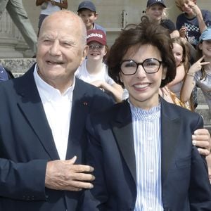 Marc Ladreit de Lacharrière et Rachida Dati se sont retrouvés en plein coeur de Paris

Marc Ladreit de Lacharrière, Rachida Dati - 13ème édition de la cérémonie de remise du prix de l'Audace artistique et culturelle au Panthéon à Paris © Marc Ausset-Lacroix/Bestimage