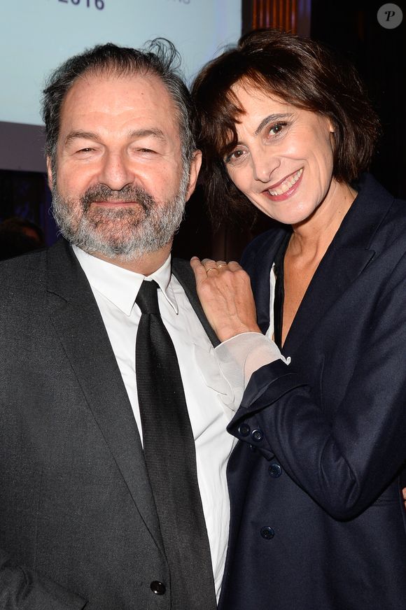 Exclusif - Denis Olivennes et Inès de la Fressange à la soirée des Distinctions de la FIDH (Fédération Internationale des Droits de l'Homme) à l'Hôtel de Ville à Paris, le 6 décembre 2016.

© Guirec Coadic / Bestimage