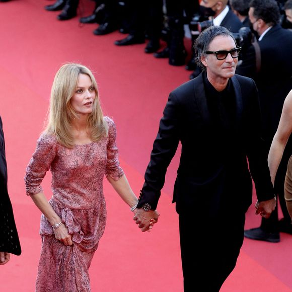 Vanessa Paradis, Samuel Benchetrit (réalisateur) - Montée des marches du film " De son vivant " lors du 74ème Festival International du Film de Cannes. Le 10 juillet 2021
© Borde-Jacovides-Moreau / Bestimage