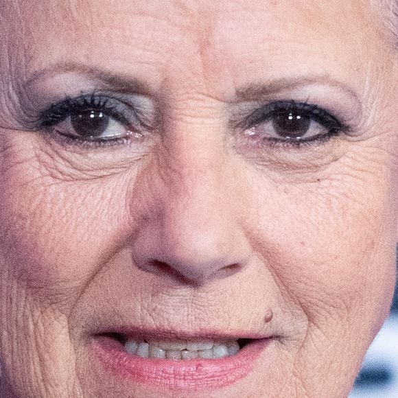 Les larmes aux yeux, les mots lui ont alors manqué. Elle n’a tout simplement pas pu s’exprimer sur ce sujet visiblement douloureux. 

Dorothée assistant à la première de Transformers : Rise of the Beasts au cinéma Grand Rex à Paris, France, le 06 juin 2023. Photo by Aurore Marechal/ABACAPRESS.COM