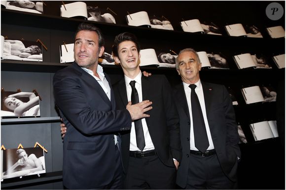 Jean Dujardin, Pierre Niney et Alain Terzian. Interieur - Cocktail chez Chaumet pour les révélations des Cesar Place Vendome a Paris le 14 janvier 2013. © OLIVIER BORDE / BESTIMAGE