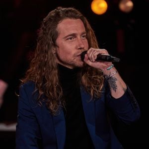 Exclusif - Julien Doré - Enregistrement de l'émission "Allez viens je t'emmène…Au Music Hall" au Studio Gabriel à Paris, qui sera diffusée le 28 mai sur France 3. Le 6 avril 2021
© Cyril Moreau / Bestimage