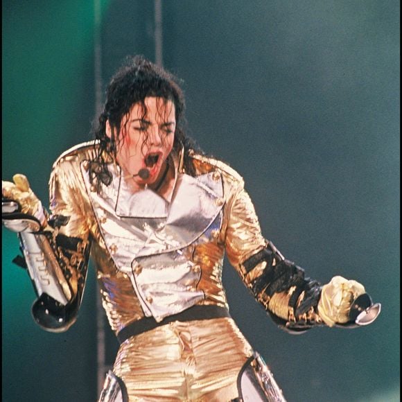 Archives - Michael Jackson au stade Wembley en concert en 1997. 

©Bestimage