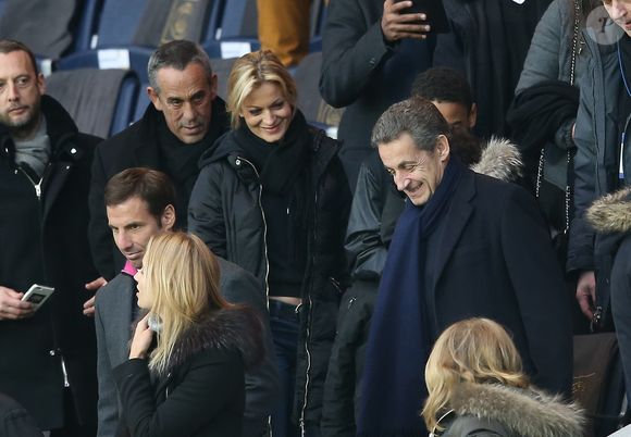 Nicolas Sarkozy, Thierry Ardisson et sa femme Audrey Crespo-Mara au Parc des Princes à Paris, le 20 février 2016.©Bestimage