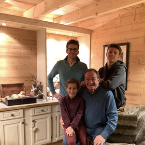 Pour rappel, il était également papa d'Olivier et de Julia, nés de sa relation passée avec Dominique Bonnet.

Olivier Pernaut est le fils aîné de Jean-Pierre Pernaut, issu de sa première union avec Dominique Bonnet - Instagram