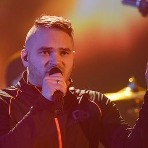 Jul lors de la 32e cérémonie des Victoires de la Musique qui s'est tenue au Zénith de Paris, en France, le 10 février 2017. Photo de Laurent Zabulon/ABACAPRESS.COM