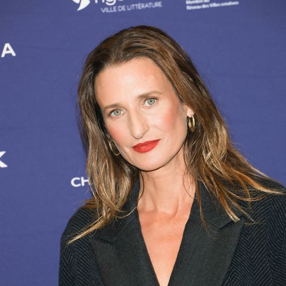 Camille Cottin au photocall de la cérémonie de clôture lors de la 19ème édition du festival du film francophone d'Angoulême, le 29 août 2026. 

© Coadic Guirec/Bestimage