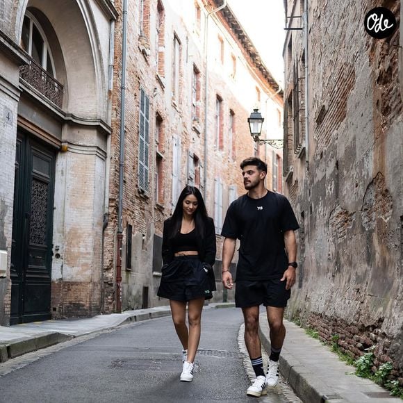 "Et bien vous m avez fait pleurer", a notamment réagi une internaute parmi les nombreux messages de bonheur adressés aux futurs mariés.

Extrait du compte Instagram de Lisa Lopez.

© Instagram / Lisa Lopez