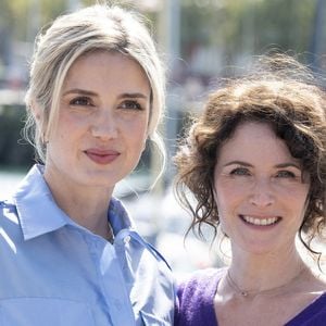 Mettant fin à des rumeurs qui la disaient "très malade", elle a déclaré : "Tout va très bien".

Elsa Lunghini et Sabine Perraud assistent au photocall Ici Tout Commence lors du 26ème Festival de la Fiction de La Rochelle, le 15 septembre 2024 à La Rochelle, France. Photo by David NIVIERE/ABACAPRESS.COM