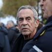 "Il lui tenait la main" : Les derniers instants de Thierry Ardisson avec son épouse Audrey Crespo-Mara et ses trois enfants