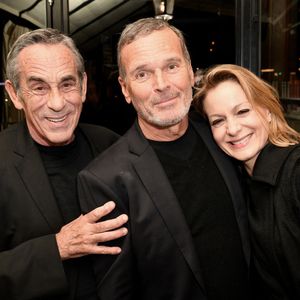 Audrey Crespo-Mara et Laurent Baffie se sont prêtés au jeu du face-à-face avec une première rencontre pour le moins mémorable. 

Exclusif - Thierry Ardisson, Laurent Baffie et Audrey Crespo-Mara - Laurent Baffie fête son succès littéraire "1 Million de livres vendus" aux Deux Magots à Paris. © Veeren/Bestimage