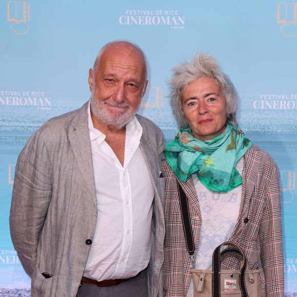 François Berléand et sa compagne Alexia Stresi - Tapis rouge de la soirée d'ouverture de la 7ème édition du festival Cineroman à Nice le 29 septembre 2025. © Dominique Jacovides - Bruno Bebert / Bestimage