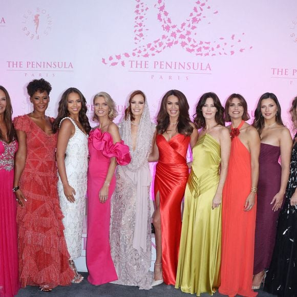 La nouvelle de son décès a été partagée sur les réseaux sociaux par ses proches, déclenchant une vague d’émotion...

Chloé Mortaud, Marine Lorphelin, Nathalie Marquay, Corinne Coman, Indira Ampiot, Sylvie Tellier, Maeva Coucke, Diane Leyre, Mareva Galanter, Melody Vilbert, Camille Cerf, Sophie Thalmann, Clémence Botino et Amandine Petit assistent au dîner Peninsula in Pink by Octobre Rose au profit des Bonnes Fees, à Paris, France le 03 octobre 2024. Photo by Jerome Dominé/ABACAPRESS.COM