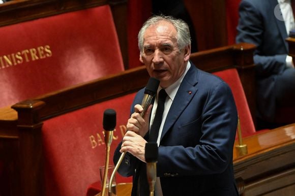 Francois Bayrou questions au Premier ministre à l'Assemblée nationale. 
© PsnewZ / Bestimage