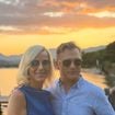 Photos de l'été de Laurence Ferrari et Renaud Capuçon : lunettes de soleil et pieds dans l'eau, ils profitent avant la rentrée
