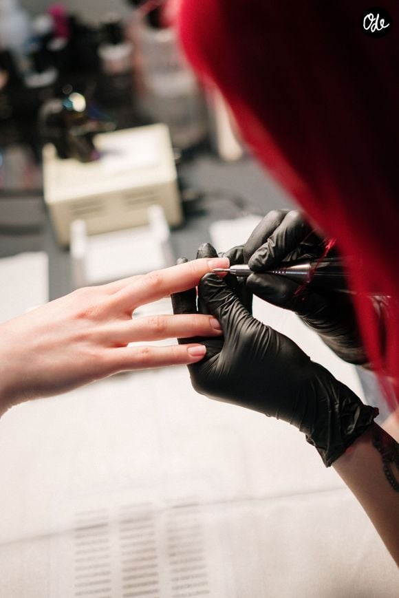 La dermatologue Ana Molina met en garde contre les dangers liés à la coupe régulière des cuticules.
Photo : Pexels/cottonbro