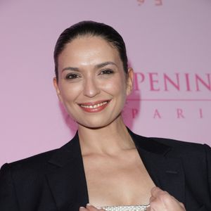Lucie Bernardoni a marqué la dernière saison de Danse avec les stars malgré une élimination en demi-finale.

Lucie Bernardoni - Photocall du 5ème gala de charité de l'association "Les Bonnes Fées" à l'occasion de la campagne mondiale "Octobre Rose" à l'hôtel Peninsula, Paris. © Coadic Guirec/Bestimage