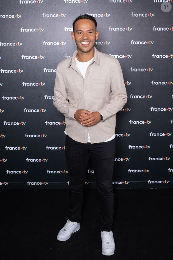 Mohamed Bouhafsi lors de la présentation presse de France TV, le 4 septembre 2024 à Paris. Photo : Nasser Berzane/ABACAPRESS.COM
