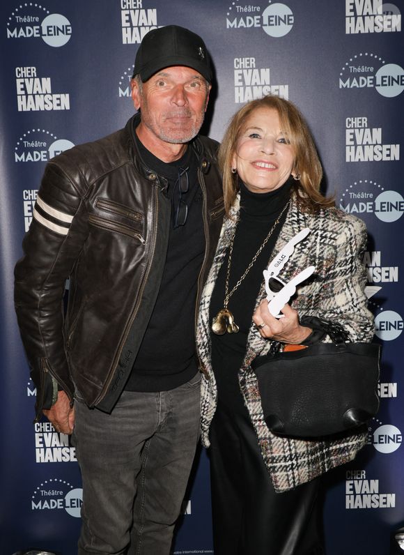 Laurent Baffie et Nicole Calfan - Générale de la pièce "Cher Evan Hansen" au théâtre de la Madeleine à Paris le 8 octobre 2025. © Coadic Guirec/Bestimage