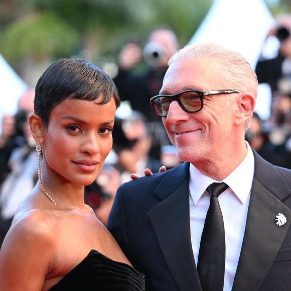 Vincent Cassel et Narah Baptista ont attiré tous les regards lors de leur montée des marches à Cannes.

Vincent Cassel et sa compagne Narah Baptista - Montée des marches du film "Histoires Parallèles" lors du 79ème Festival International du Film de Cannes. © Rachid Bellak/Bestimage
