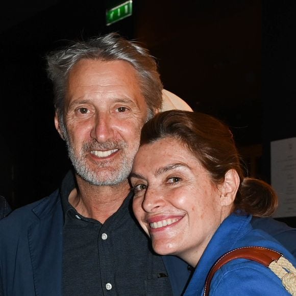 Exclusif - Antoine de Caunes et sa femme Daphné Roulier  - People à la 100ème du spectacle de Vincent Dedienne "Un soir de gala" aux théâtre Marigny à Paris le 27 juin 2022. © Coadic Guirec/Bestimage