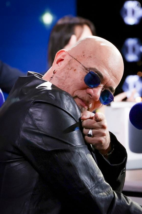 "Je n’ai pas envie, et je n’ai pas le physique non plus", a confié sur RTL celui qui préfère se concentrer sur sa carrière en studio. 

Exclusif - Pascal Obispo, lors de la 500 ème de Culture et Média sur Europe 1 en présence de nombreux invités, à Paris, France, le 23 janvier 2026. © Jack Tribeca/Bestimage