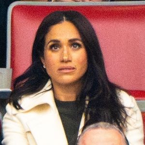 Meghan Markle a-t-elle copié une auteure de livres pour enfants ?

Le prince Harry et Meghan Markle assistent à la cérémonie d'ouverture des "Invictus Games Vancouver Whistler" au Canada Backgrid USA / Bestimage