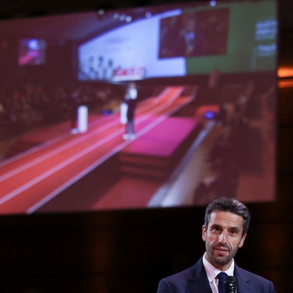 A la veille de la cérémonie d’ouverture des Jeux Olympiques et Paralympiques de Paris 2024, Tony ESTANGUET, Président de Paris 2024 participe au Sommet « Sport pour le Développement durable », au musée du Louvre, à Paris, France le 25 juillet 2024. © Stéphane Lemouton/Bestimage
