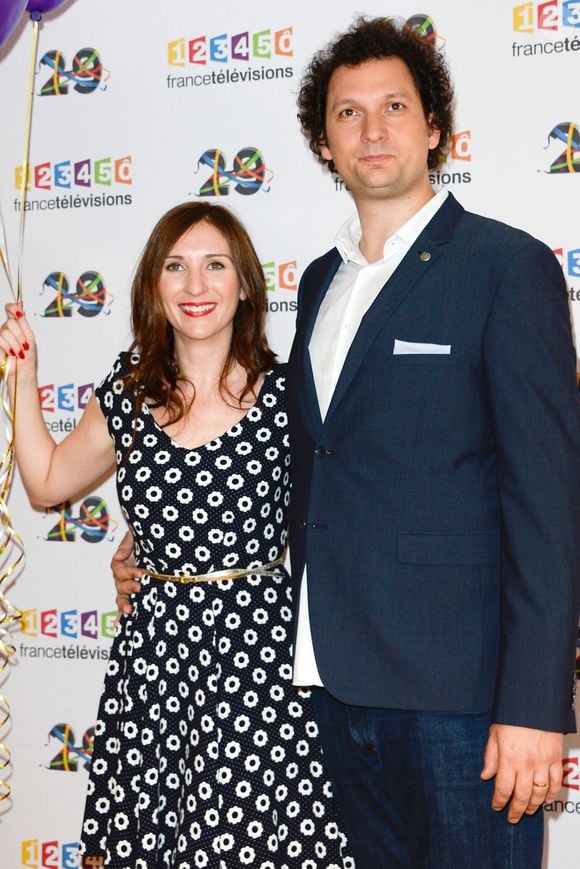 Eric Antoine et Calista au photocall de France Télévisions, pour la présentation de la nouvelle dynamique 2016-2017, à Paris, le 29 juin 2016.
© Guirec Coadic/Bestimage