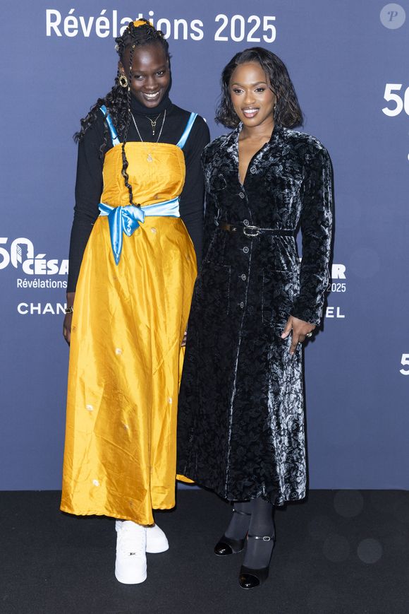 Anna Diakhere Thiandoum et Maïmouna Doucouré  - Photocall de la soirée "Cesar Révélations 2025" au Trianon à Paris le 20 janvier 2025.

© Olivier Borde / Bestimage