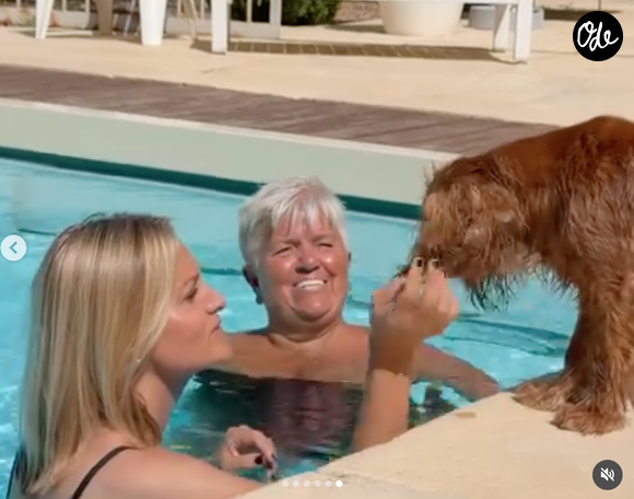 L’interview a été tournée chez elle, à Vaison-la-Romaine, dans un cadre très intime.

Mimie Mathy en interview pour "Sept à Huit" avec Audrey Crespo-Mara. Capture Instagram Sept à Huit - TF1