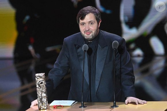 Karim Leklou reçoit le prix du meilleur acteur lors de la 50e cérémonie des César du cinéma à l'Olympia à Paris, France. Photo par Franck Castel/ABACAPRESS.COM