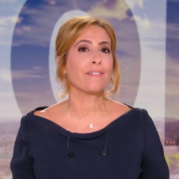Léa Salamé à la présentation du JT de 20 heures de France 2 le 1er septembre 2025.