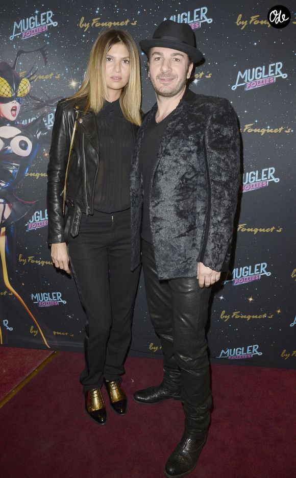 L'actrice et entrepreneuse et sa tribu se sont offert une escapade à l'Abbaye des Vaux-de-Cernay.

Michael Youn et sa compagne Isabelle Funaro - People à la deuxième représentation du spectacle de Thierry Mugler au théâtre Comedia, intitulé « Mugler Follies » à Paris, le 19 décembre 2013.